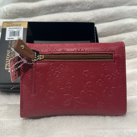 NWT Stone Mountain Bonded Leather Tri-Fold Wallet with 16 card slots,ID and Bill - Picture 2 of 6